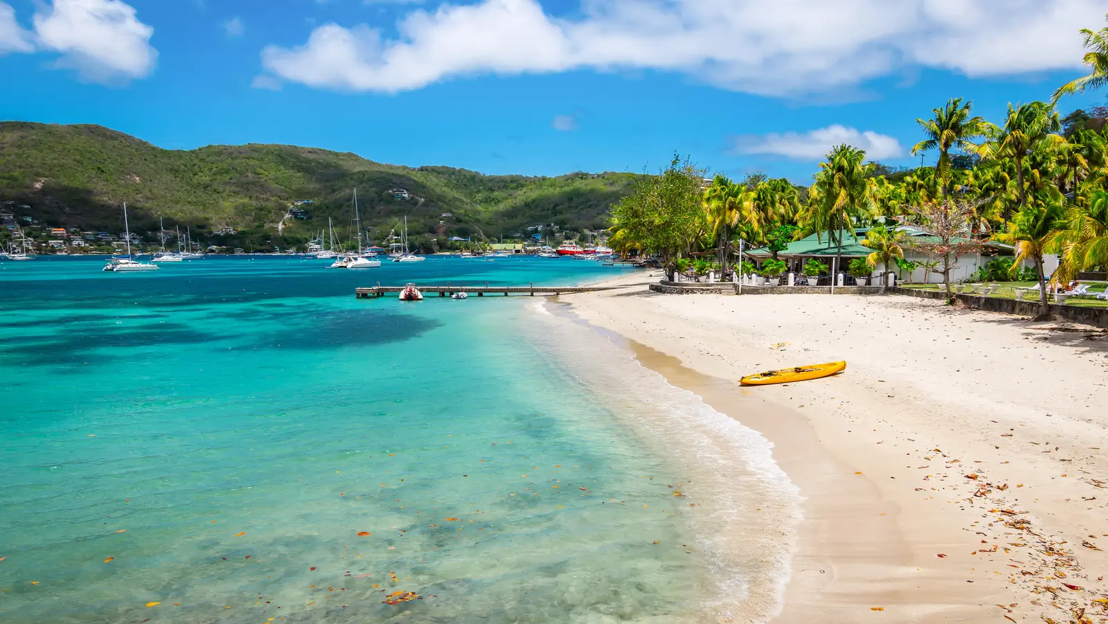A beach at Port Elizabeth (Bequia)